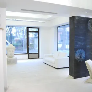 3* Hotell Of Art Venice Lloyd